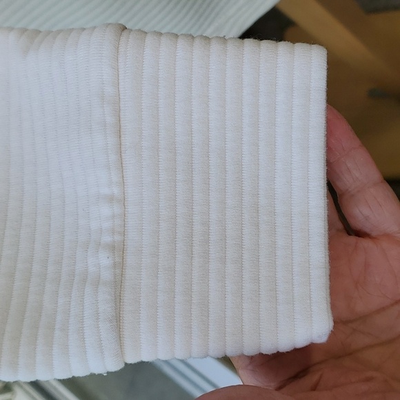 ANTHROPOLOGY‎ JANE & DELANCEY, Hoodie top, ribbed. Size large. Tie - Picture 3 of 11